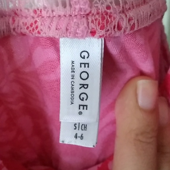 Dress - Picture 5 of 5